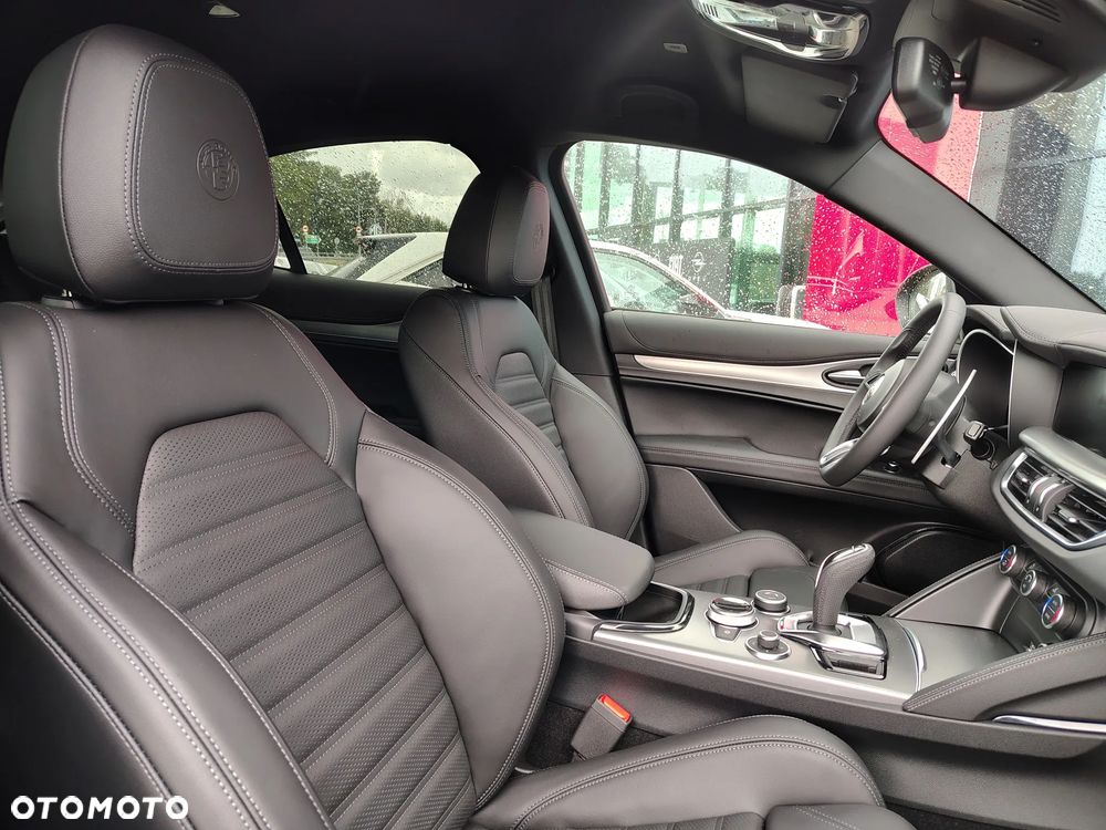 Alfa Romeo Stelvio 2.0 Turbo Veloce Q4 - 24