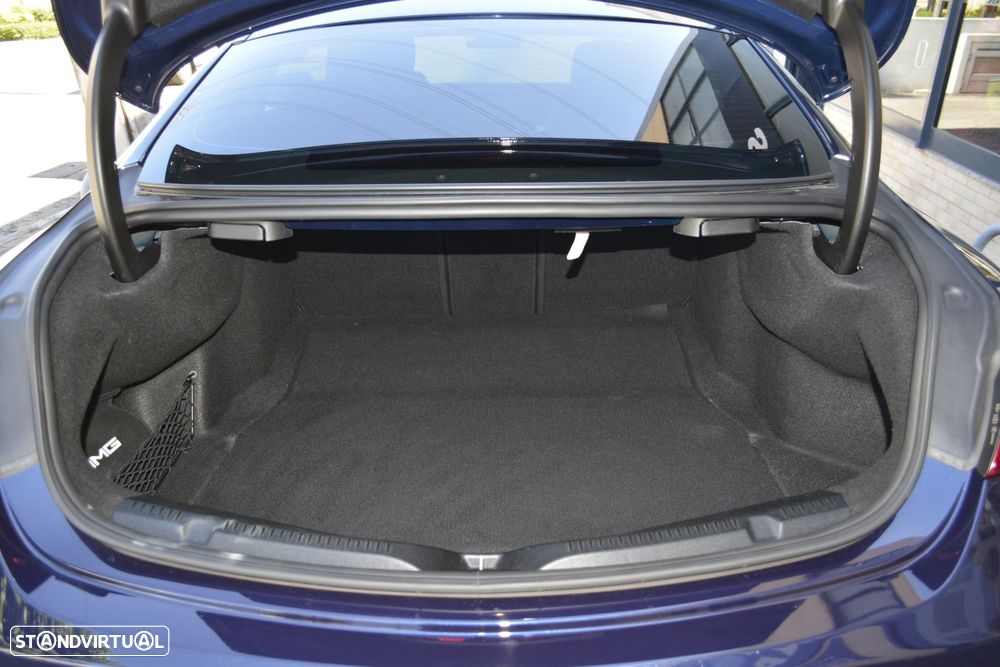 Mercedes-Benz E 220 d AMG Line Aut. - 33