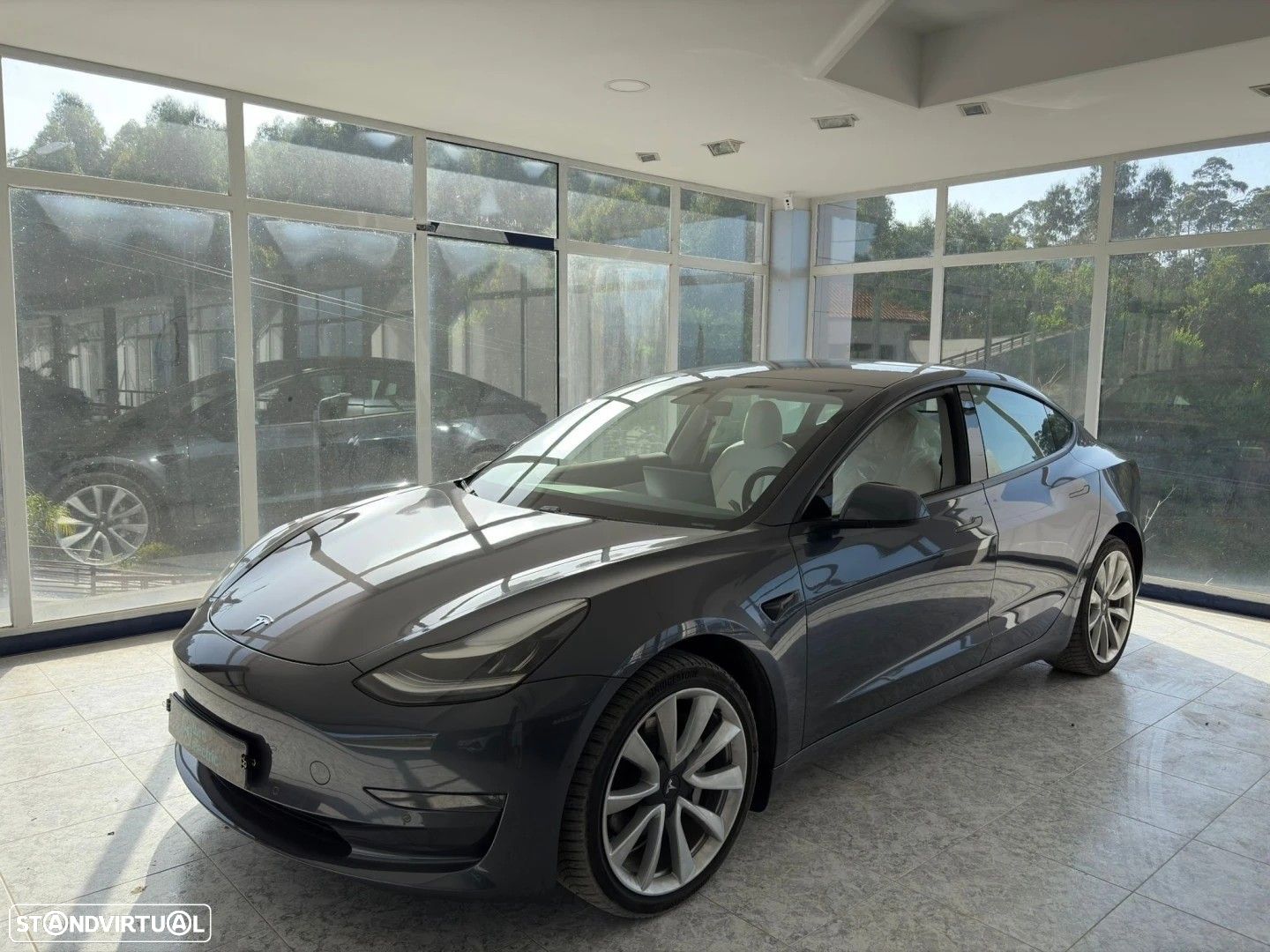 Tesla Model 3 Long Range AWD Dual Motor - 1