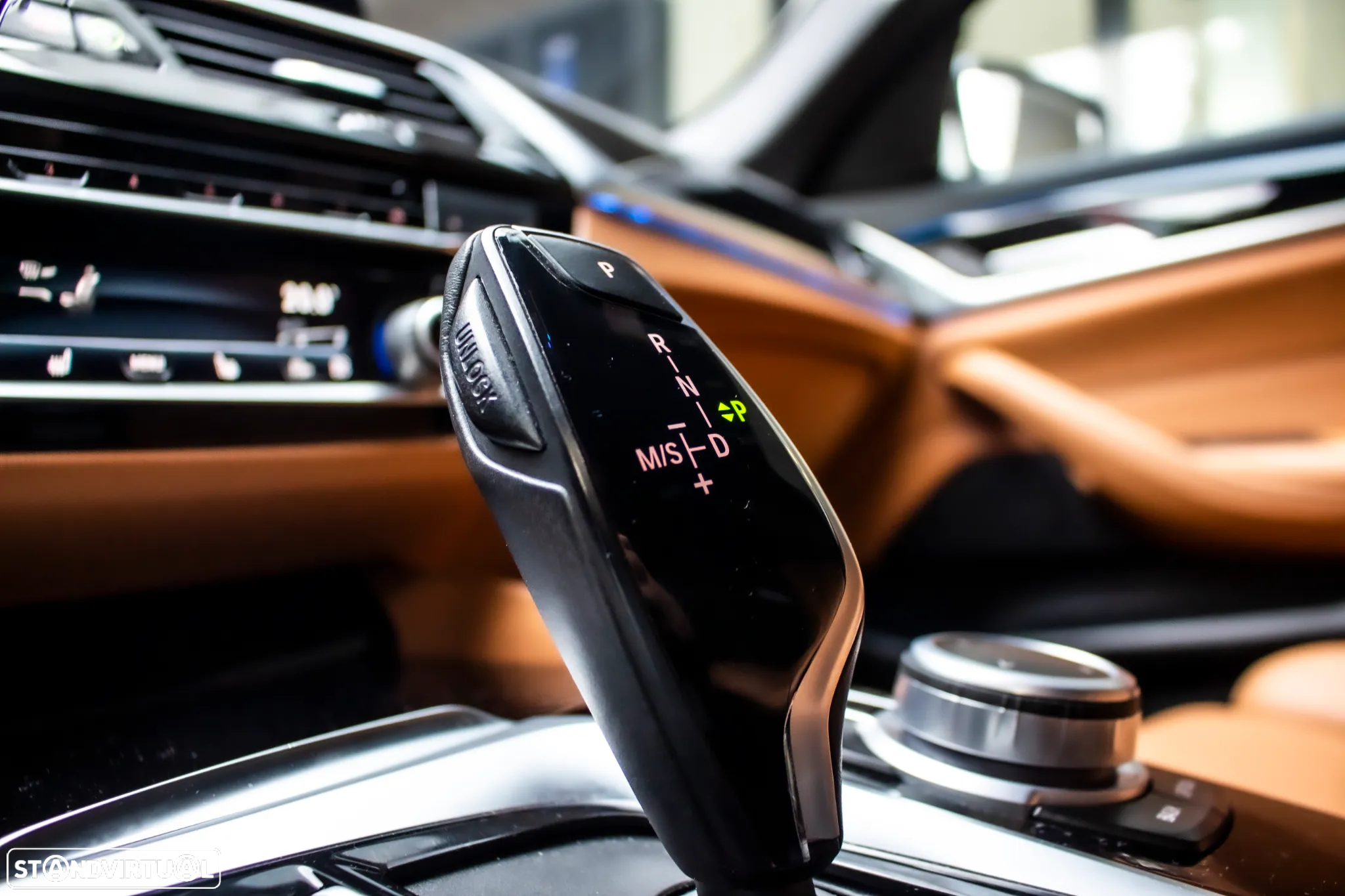 BMW 530 e Pack Desportivo M - 28