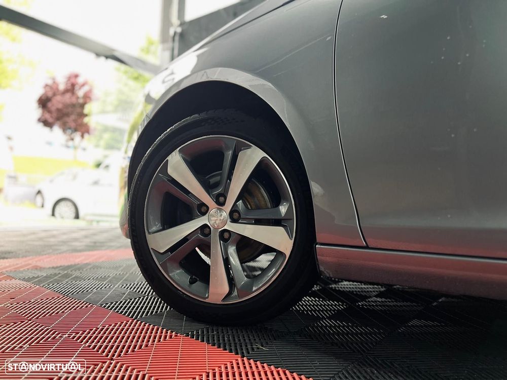 Peugeot 308 1.6 BlueHDi Allure - 13
