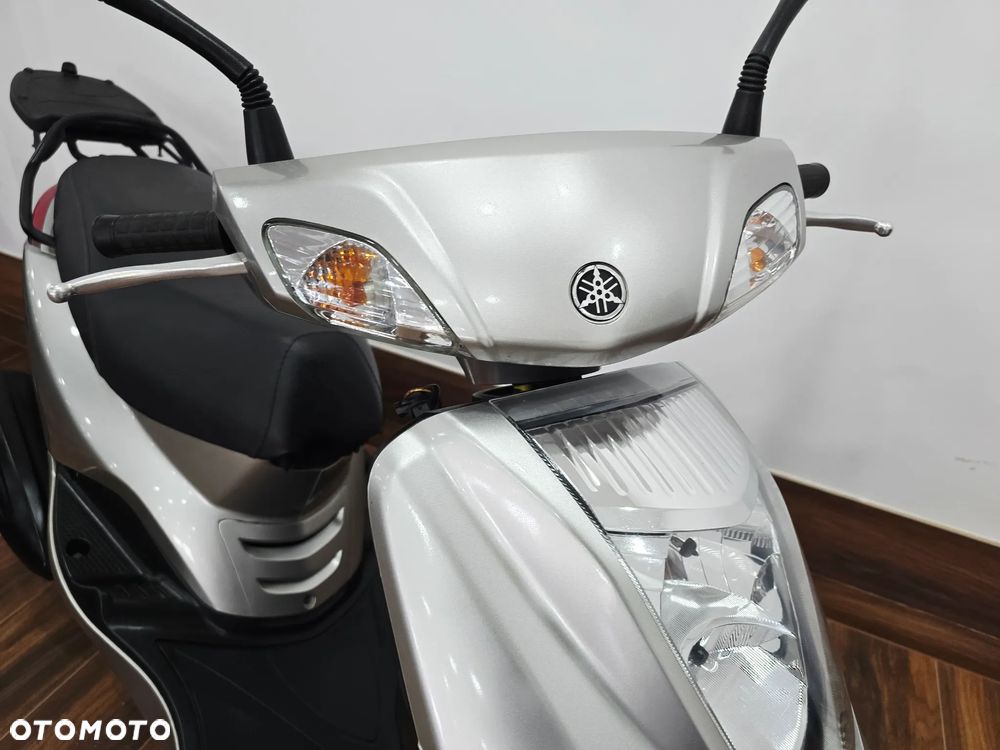 Yamaha Inny - 12