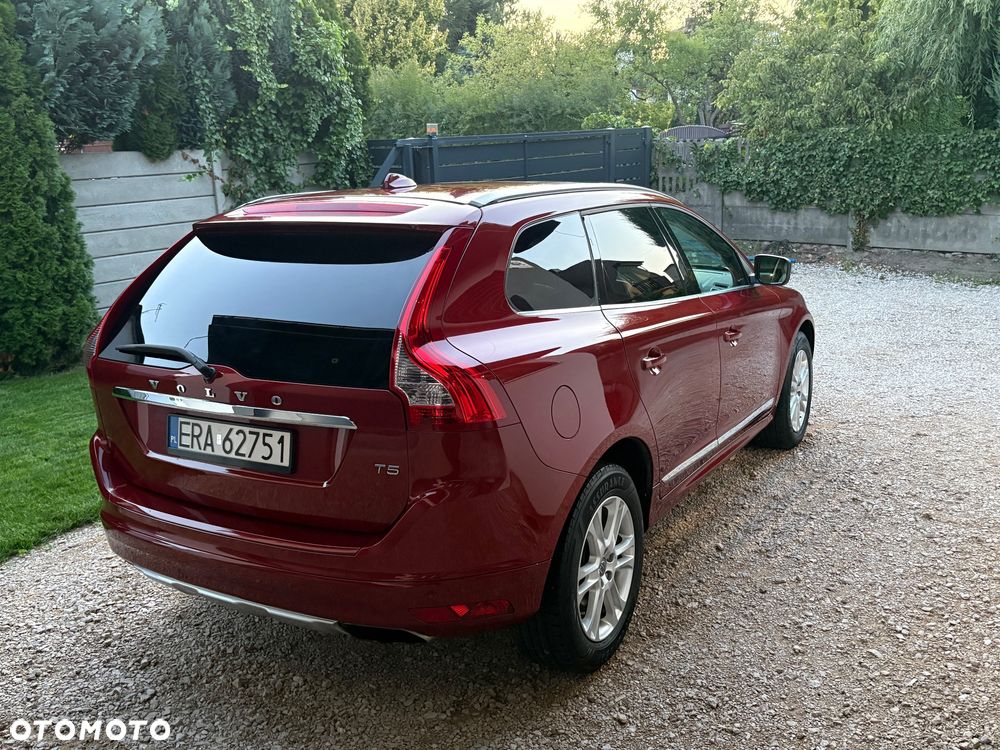 Volvo XC 60 T5 Drive-E Momentum - 6