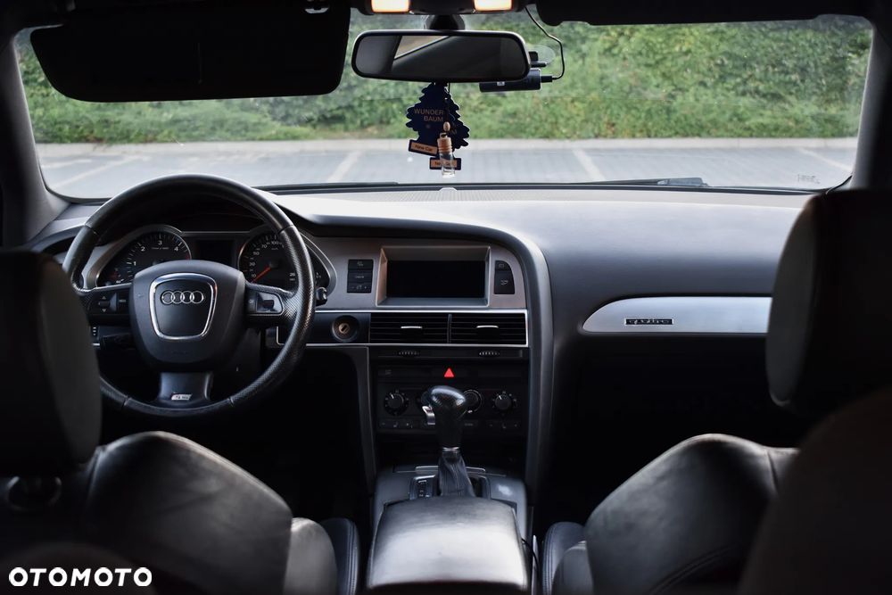 Audi A6 Avant - 14