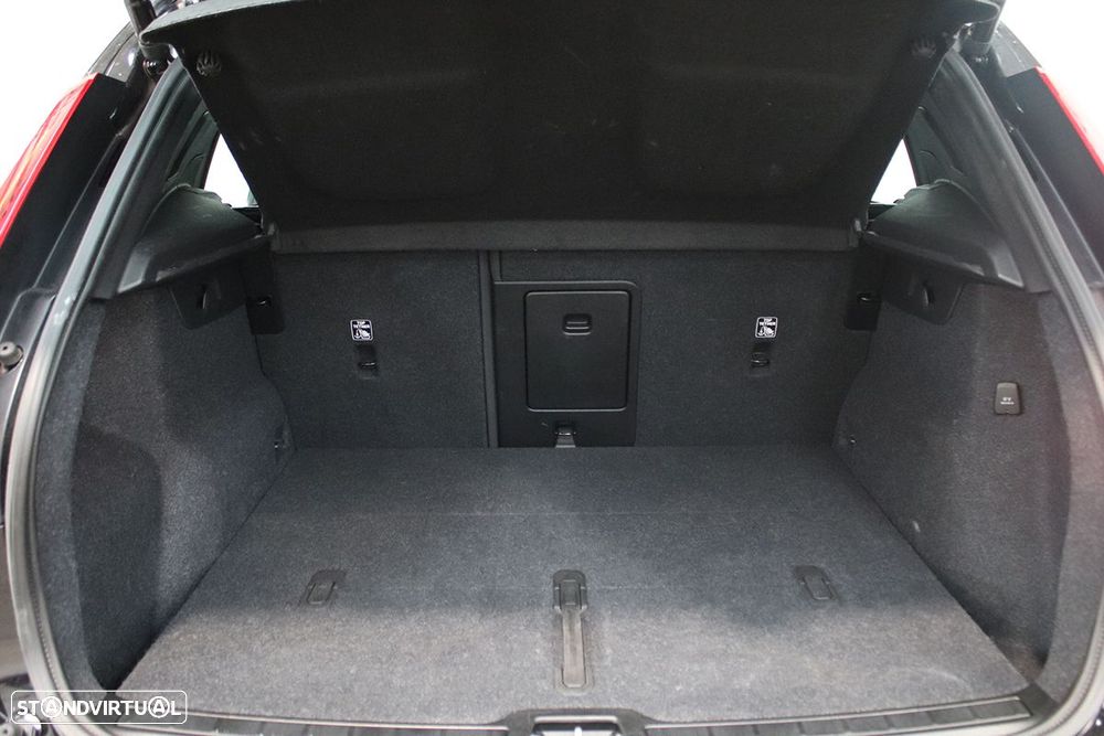 Volvo XC 40 1.5 T2 Core Auto - 23