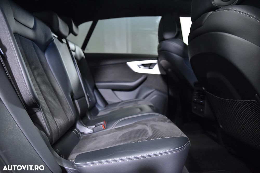 Audi Q8 - 12