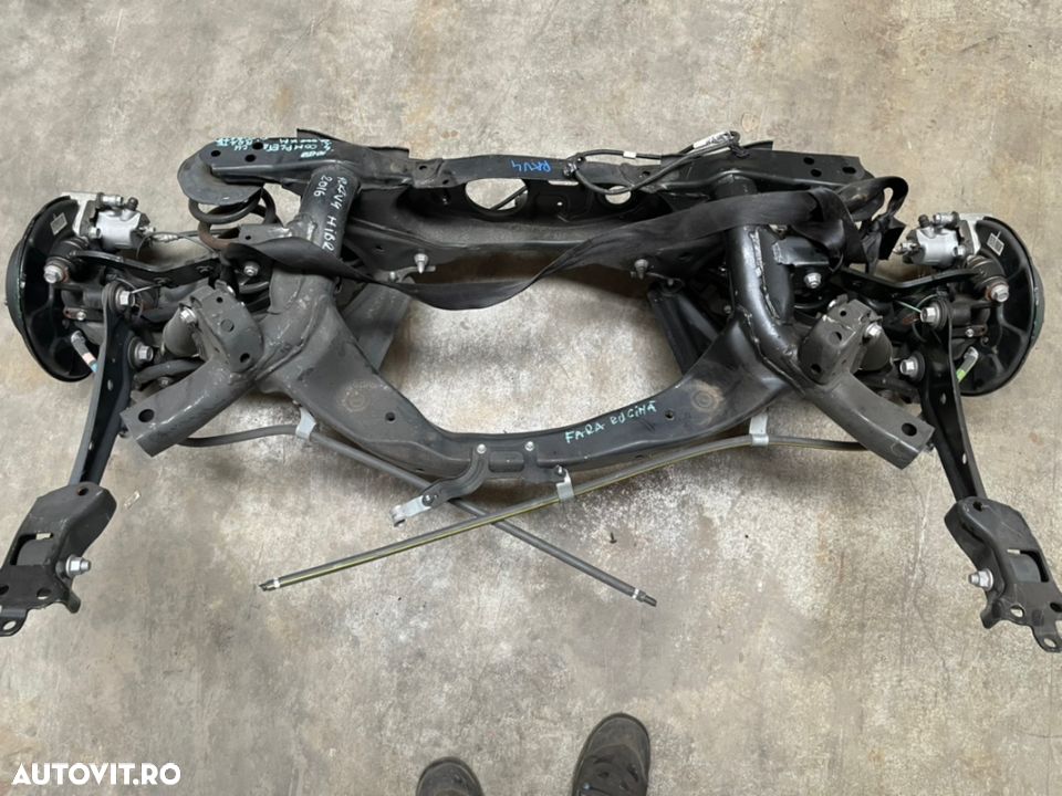 Punte spate completa TOYOTA RAV 4 Hibrid an 2018 completa cu brate si fuzete - 2