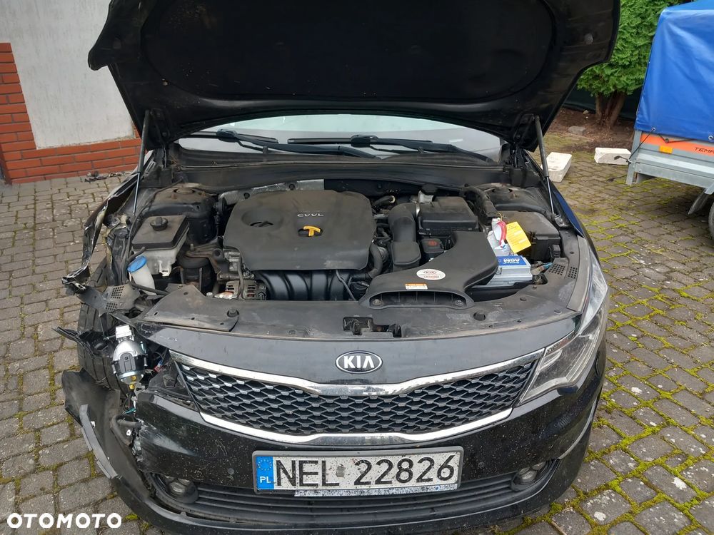 Kia Optima 2.0 XL - 7