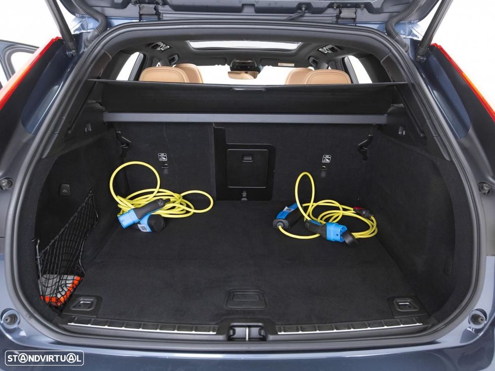 Volvo XC 60 2.0 T8 PHEV Inscription AWD - 14