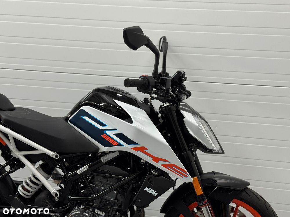 KTM Duke - 4
