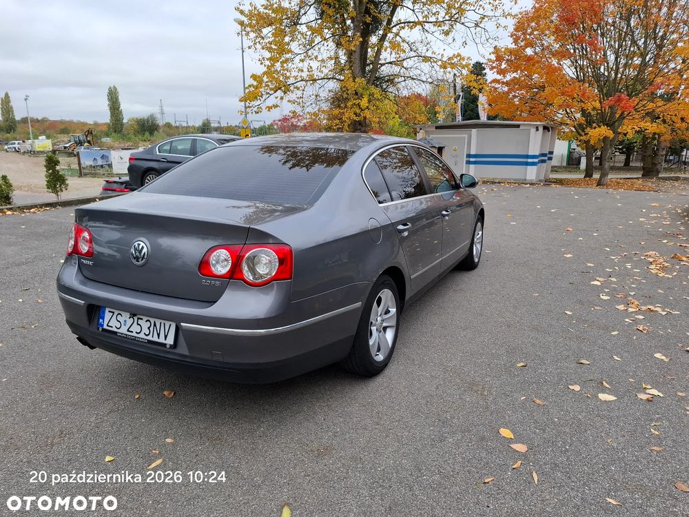 Volkswagen Passat 2005