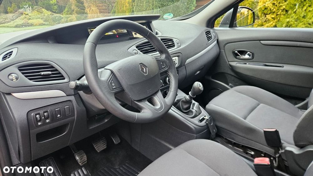 Renault Scenic 1.6 16V 110 TomTom Edition - 15