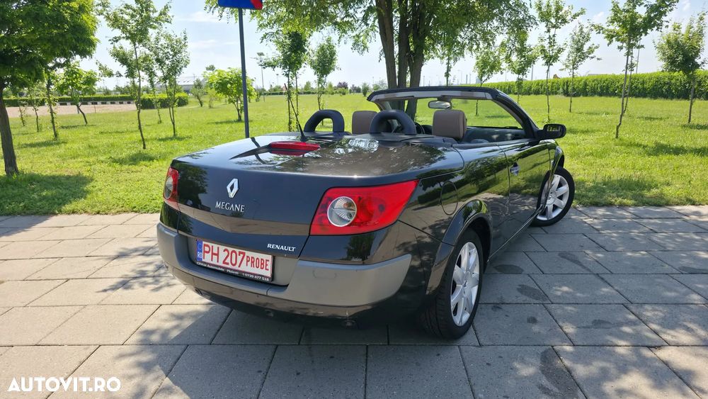 Renault Megane 1.6 Privilege - 5