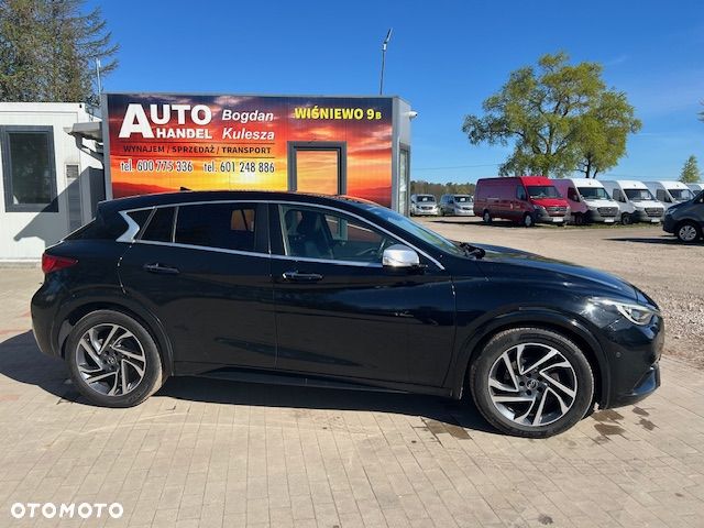 Infiniti Q30 1.5d Luxe 7DCT - 5