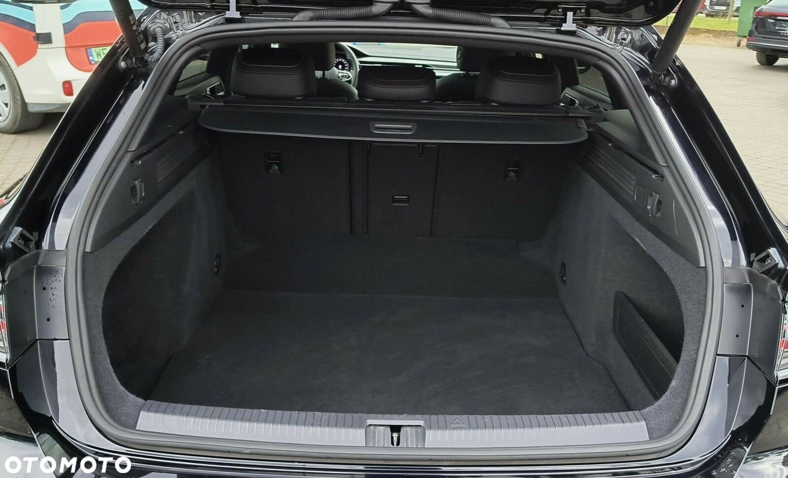 Volkswagen Arteon 2.0 TSI R-Line DSG - 27