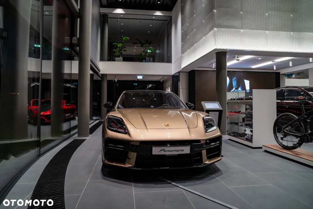 Porsche Panamera - 3