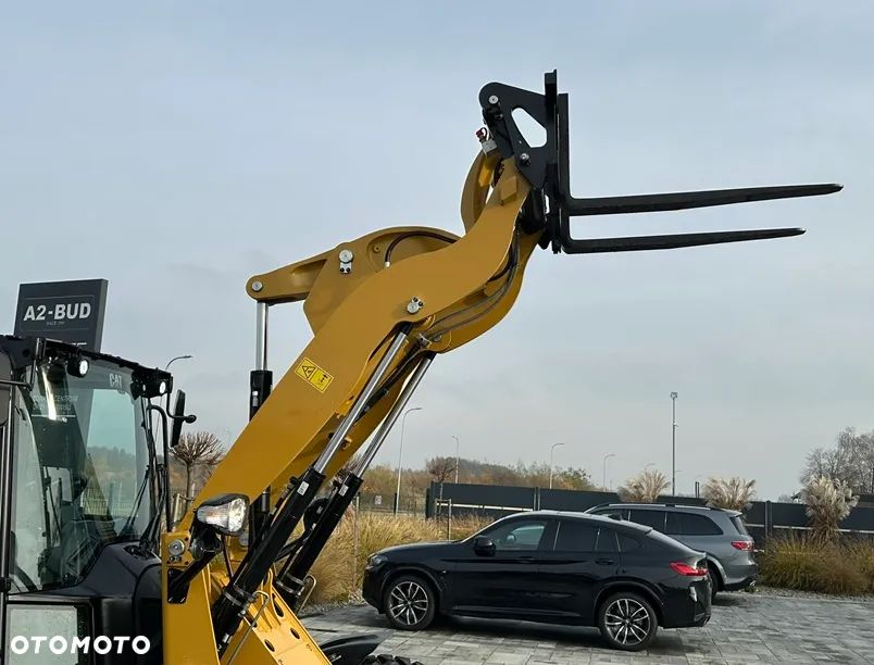 Caterpillar 906 - 37