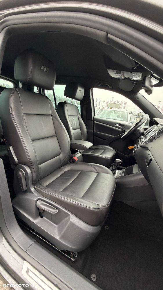 Volkswagen Tiguan 2.0 TDI 4Mot Perfectline R-Style DSG - 9