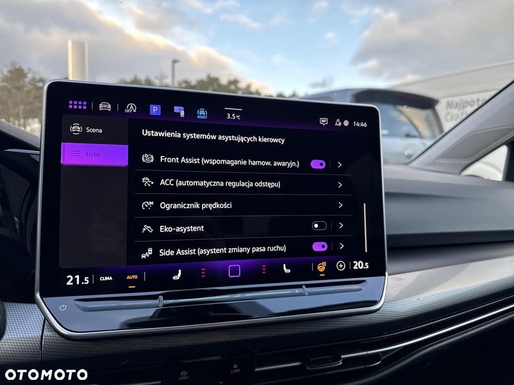 Volkswagen Golf - 23