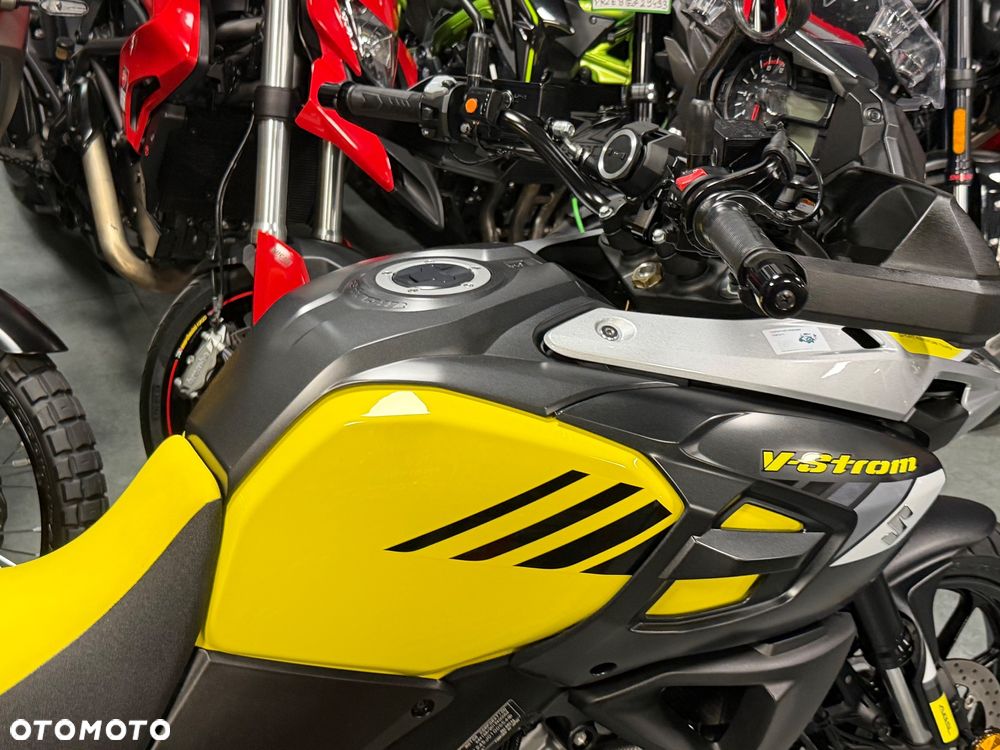Suzuki V-STROM - 13