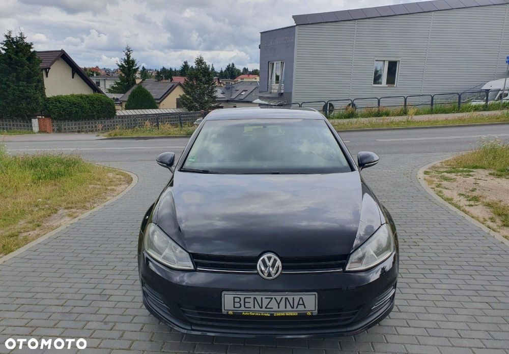 Volkswagen Golf - 2