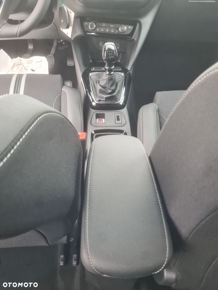 Opel Corsa - 18