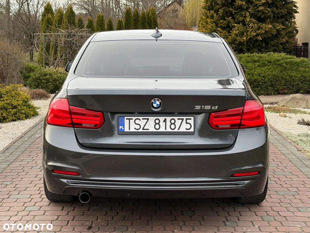 BMW Seria 3 318d Sport Line - 22