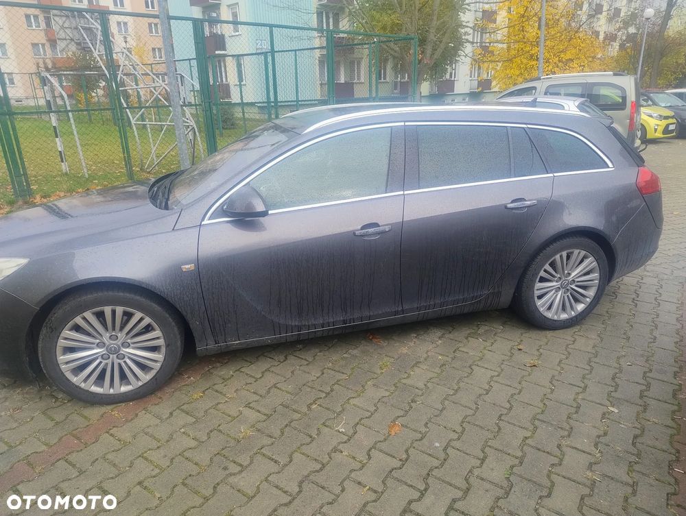Opel Insignia 2.0 CDTI - 9