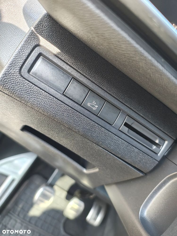 Peugeot 3008 1.2 PureTech GT S&S - 16