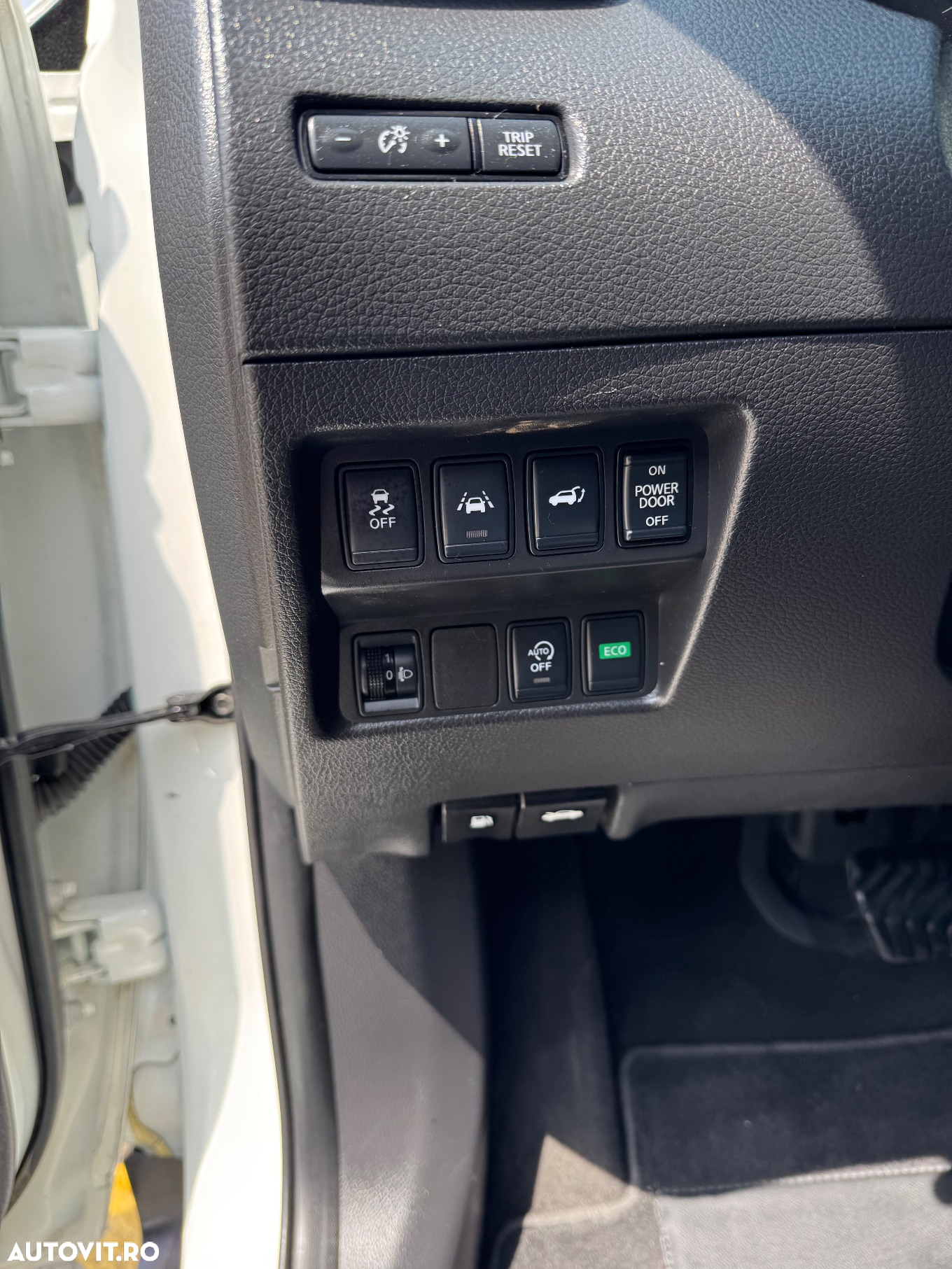Nissan X-Trail 1.6 dCi Xtronic N-Connecta - 18