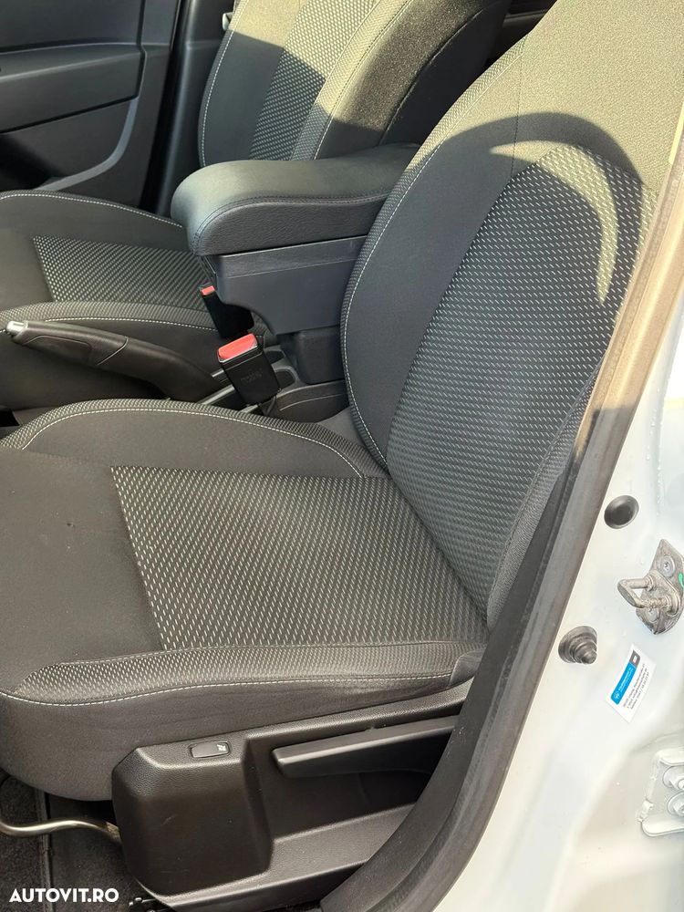 Dacia Duster Blue dCi 115 4WD Celebration - 32