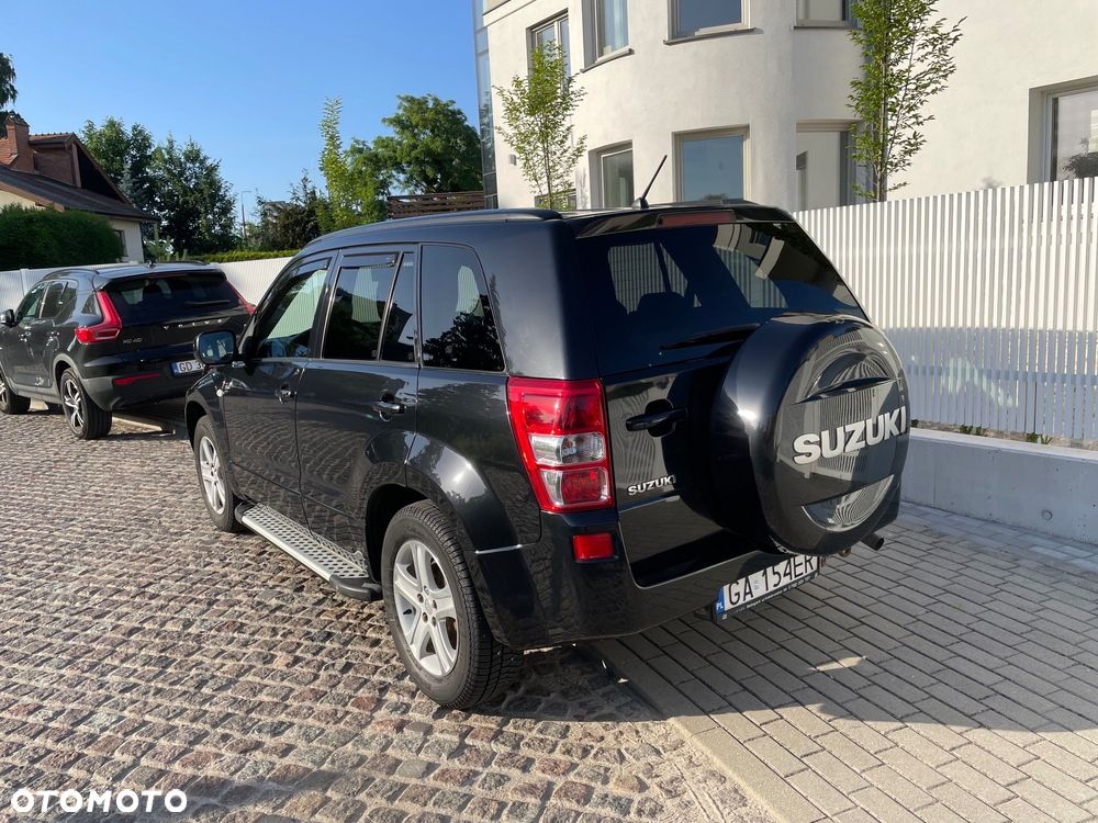 Suzuki Grand Vitara 2.0 De luxe - 10