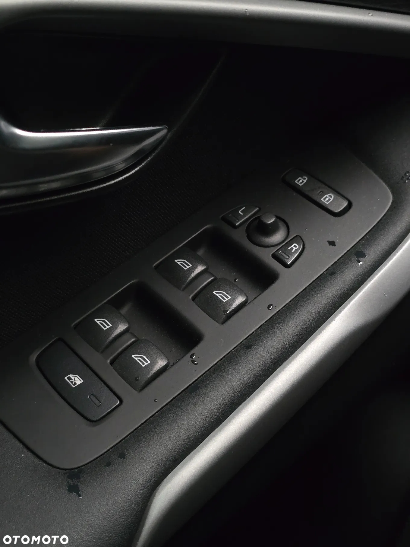 Volvo V40 T3 Momentum - 32