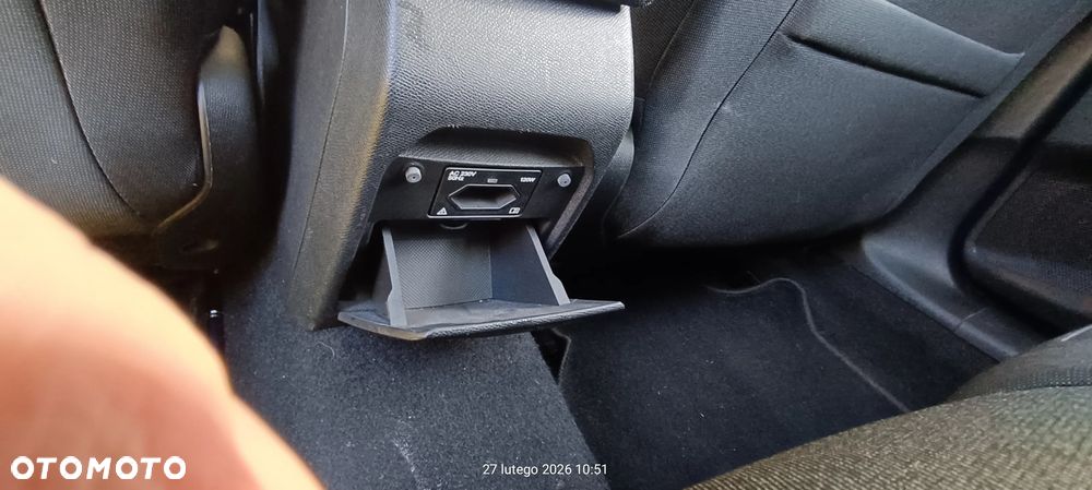 Peugeot 308 BlueHDi 120 EAT6 Stop & Start Allure - 23