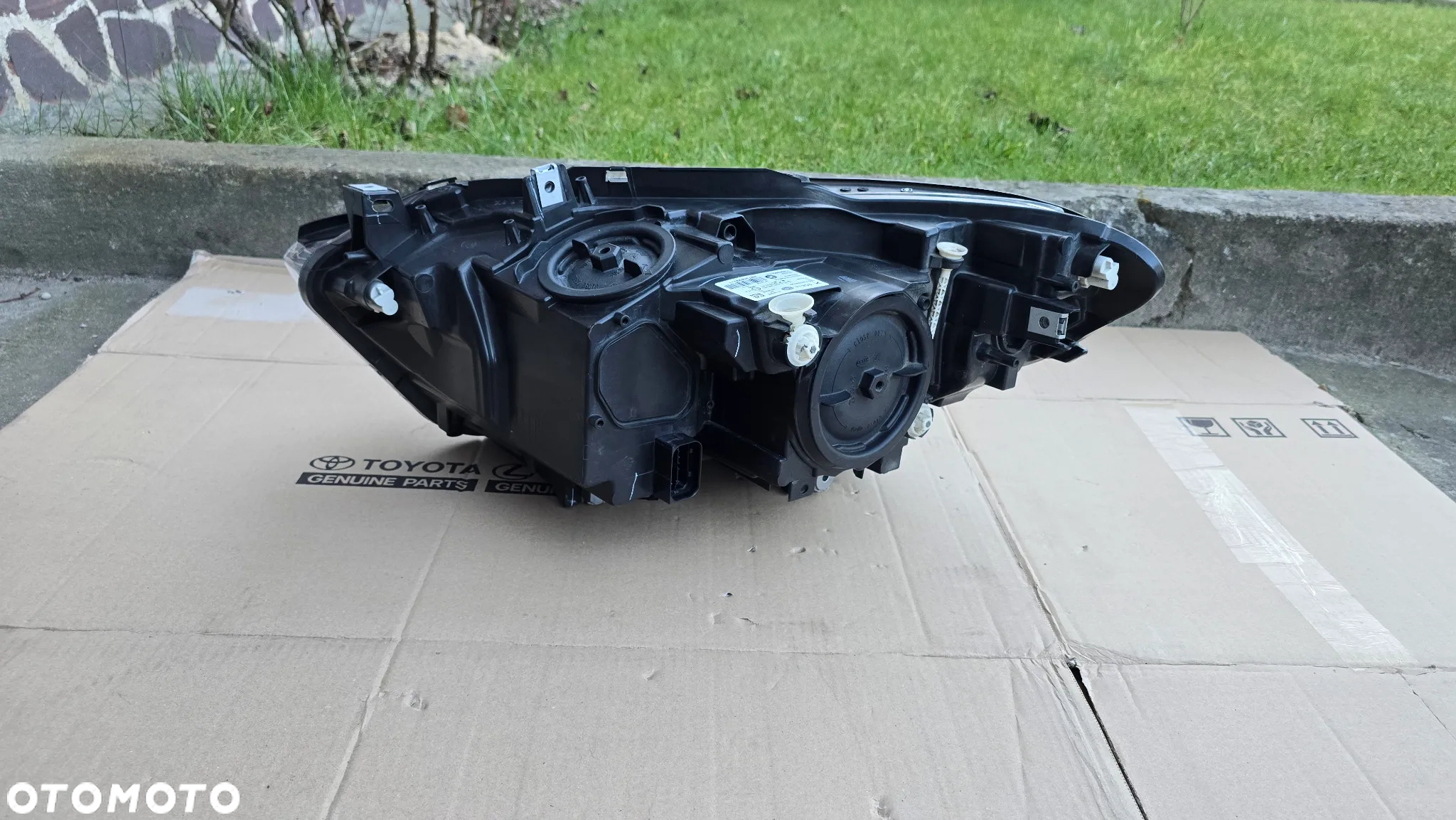 BMW 1 F20 F21 Lift 15-19 Lampa Prawa Przód Zwykła + LED DRL Ideał Europa - 5