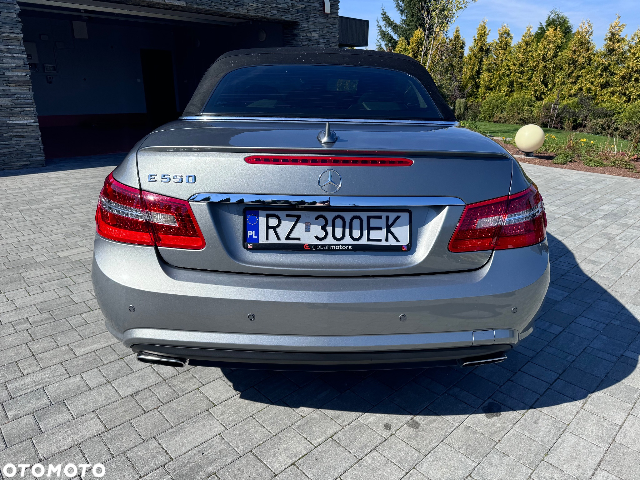 Mercedes-Benz Klasa E 500 Cabrio 7G-TRONIC - 2