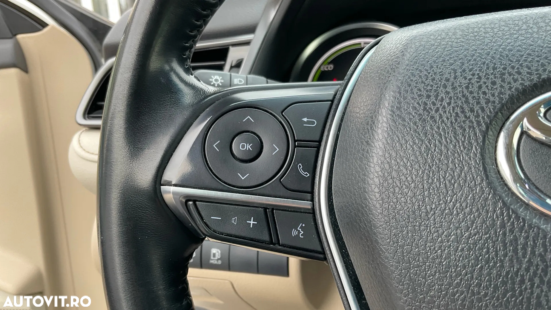Toyota Camry 2.5 Hybrid Dynamic - 9