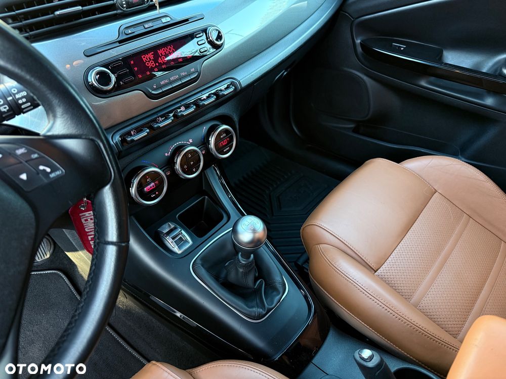 Alfa Romeo Giulietta 1.4 TB MultiAir Distinctive - 24