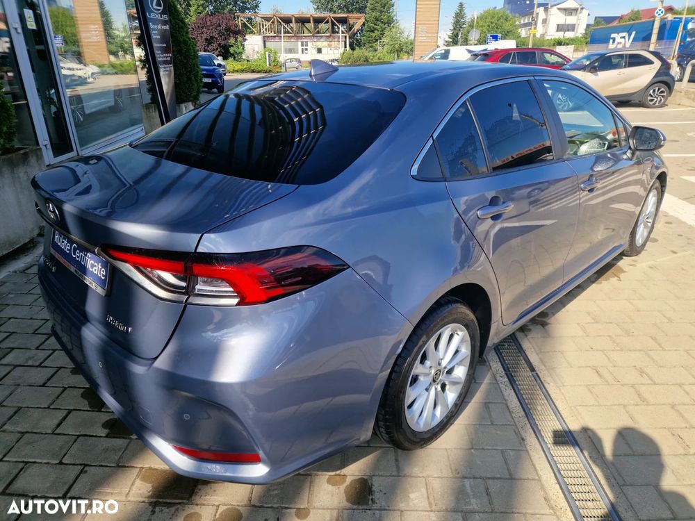 Toyota Corolla 1.8 HSD Business - 7