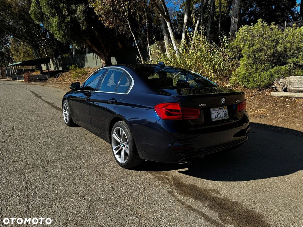 BMW Seria 3 330i Sport Line sport - 6
