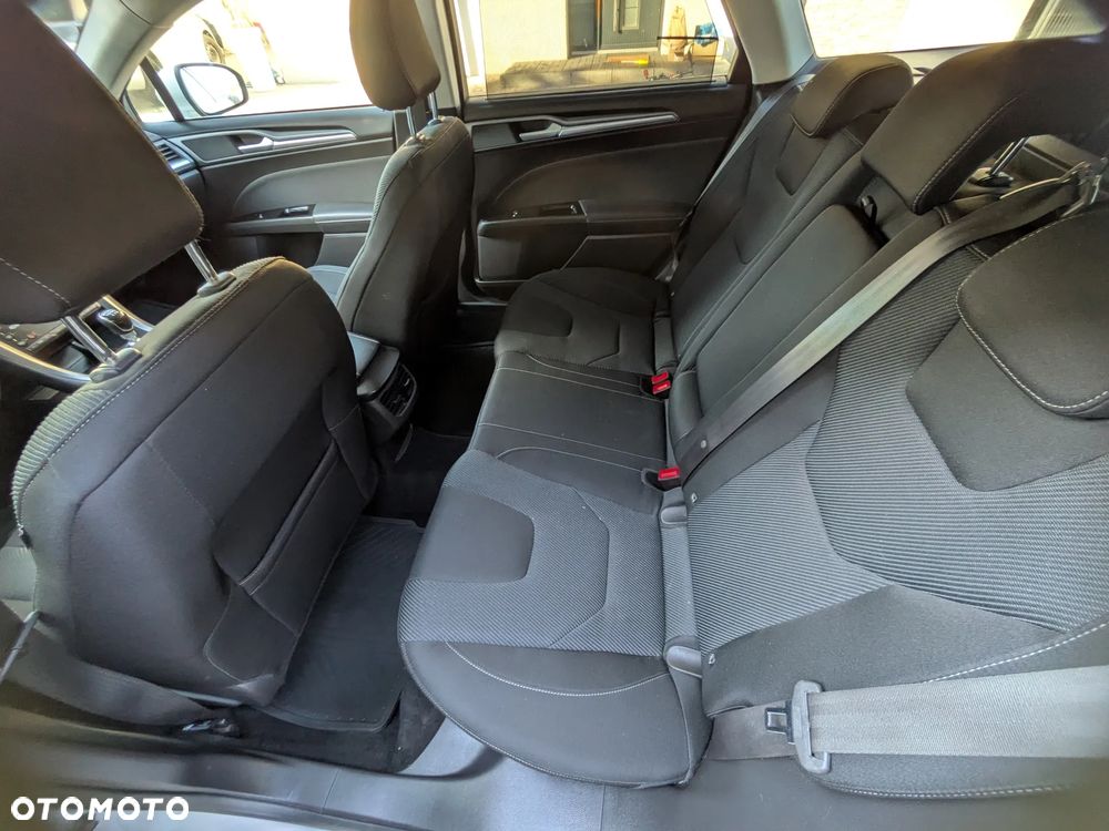 Ford Mondeo - 18