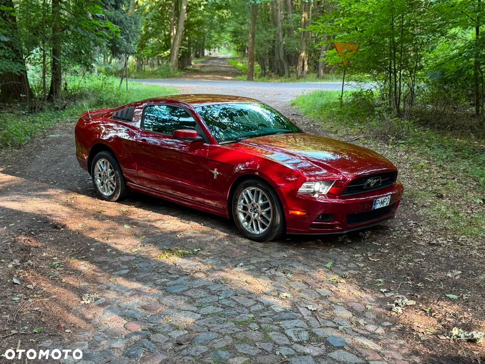 Ford Mustang 3.7 V6 Premium - 2