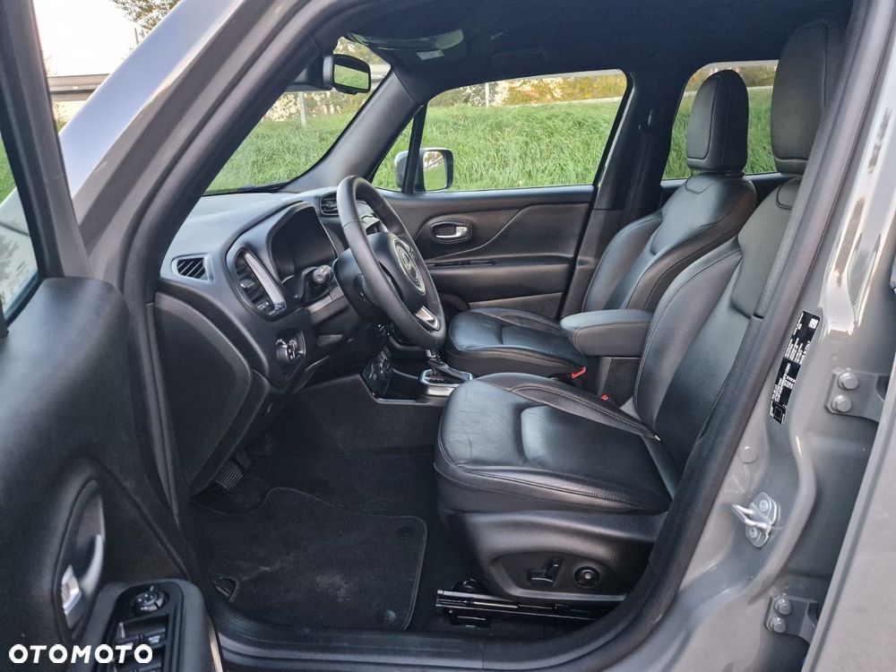 Jeep Renegade - 12