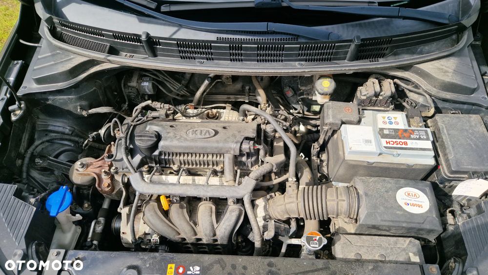 Kia Stonic 1.4 L - 29