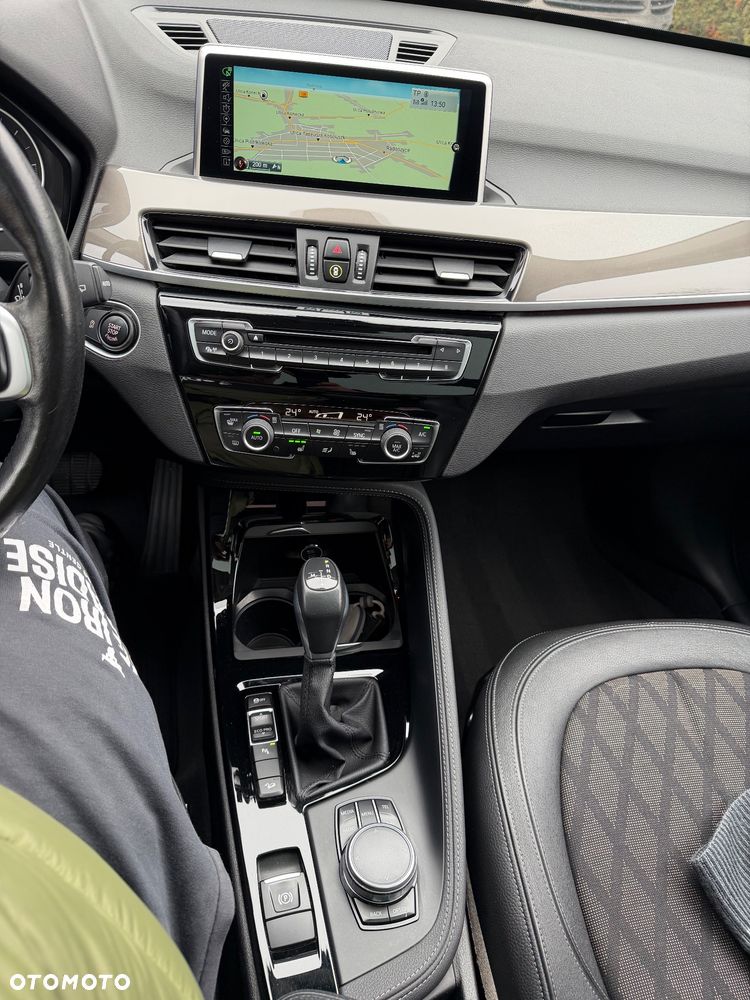 BMW X1 xDrive25d Advantage - 36