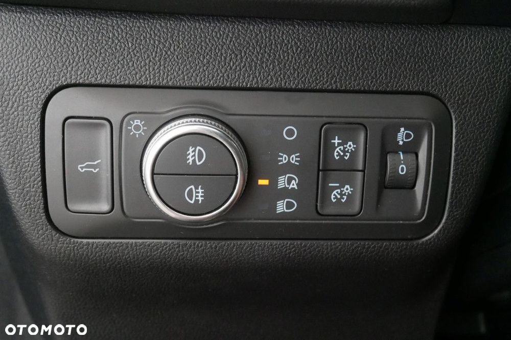 Ford Kuga - 33