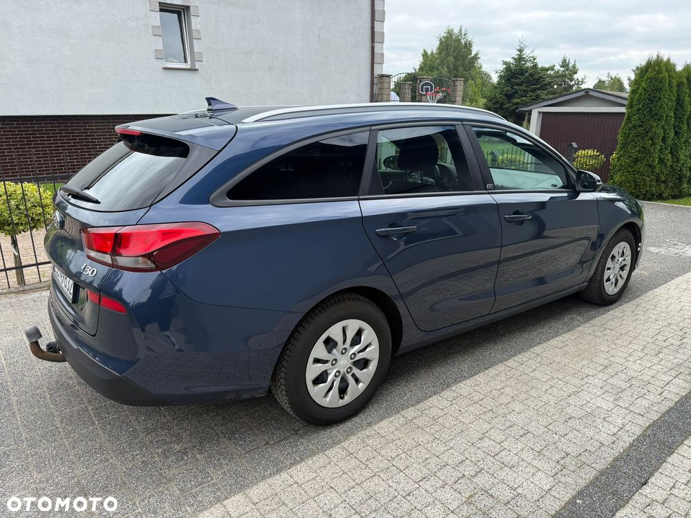 Hyundai i30 1.6 D GO Plus DCT - 16