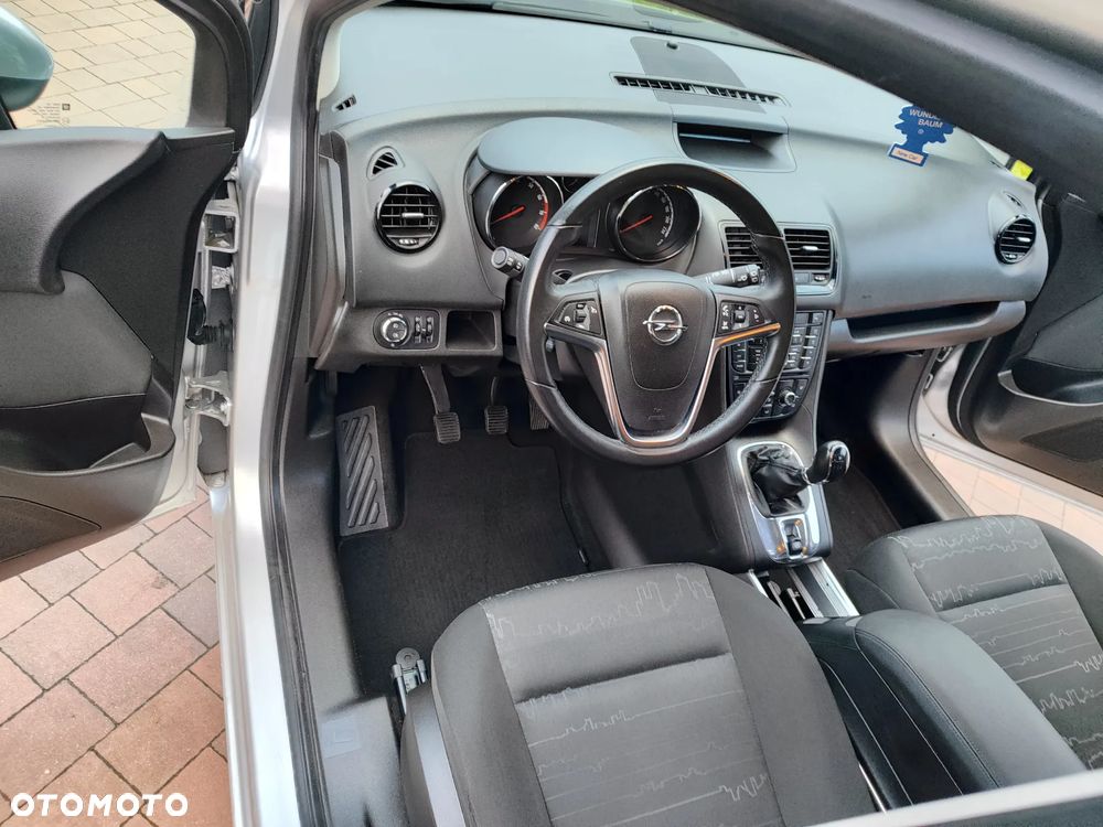 Opel Meriva - 15