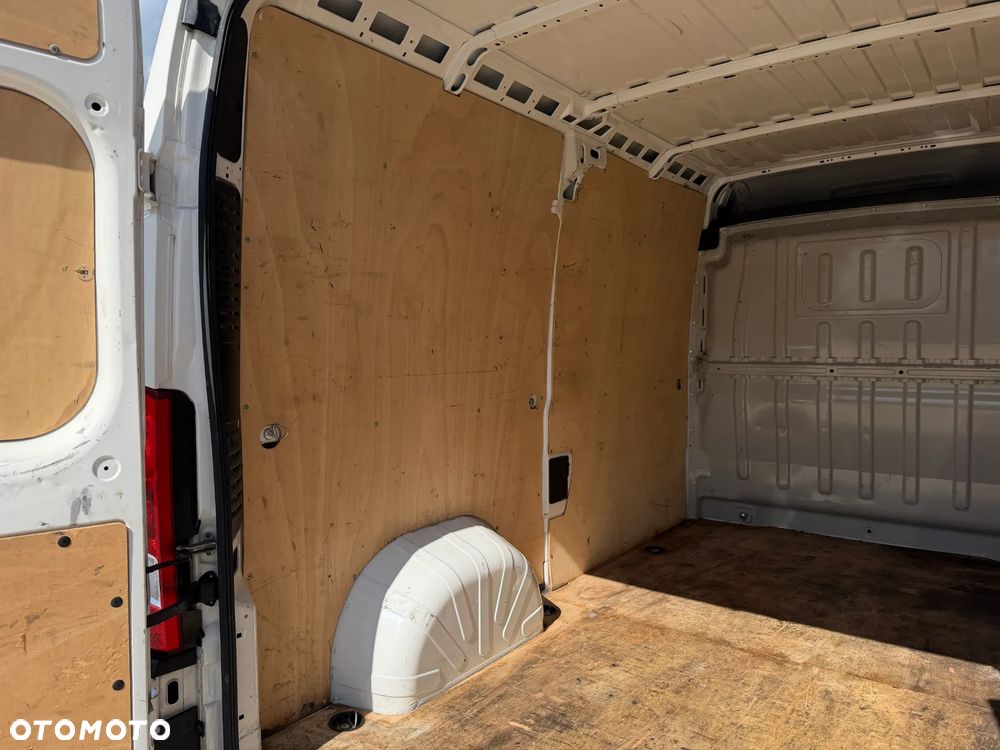 Peugeot Boxer - 25