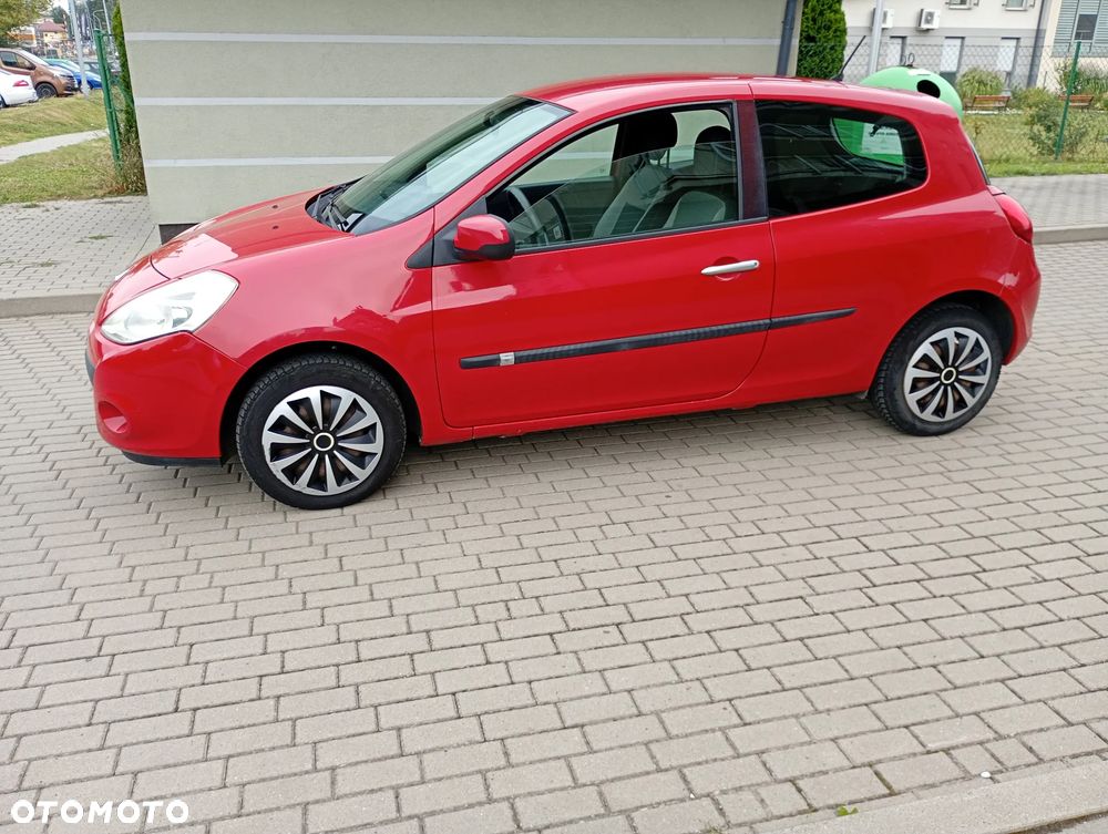 Renault Clio 1.2 16V Alize - 7